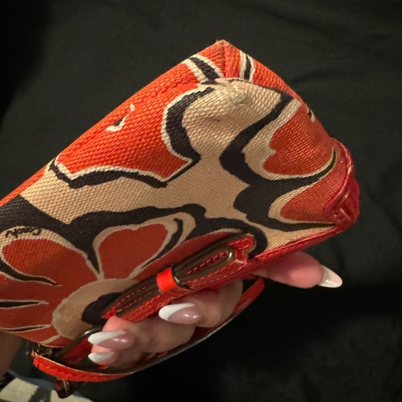 Coach Poppy collection vintage wristlet with card slots - Picture 2 of 6